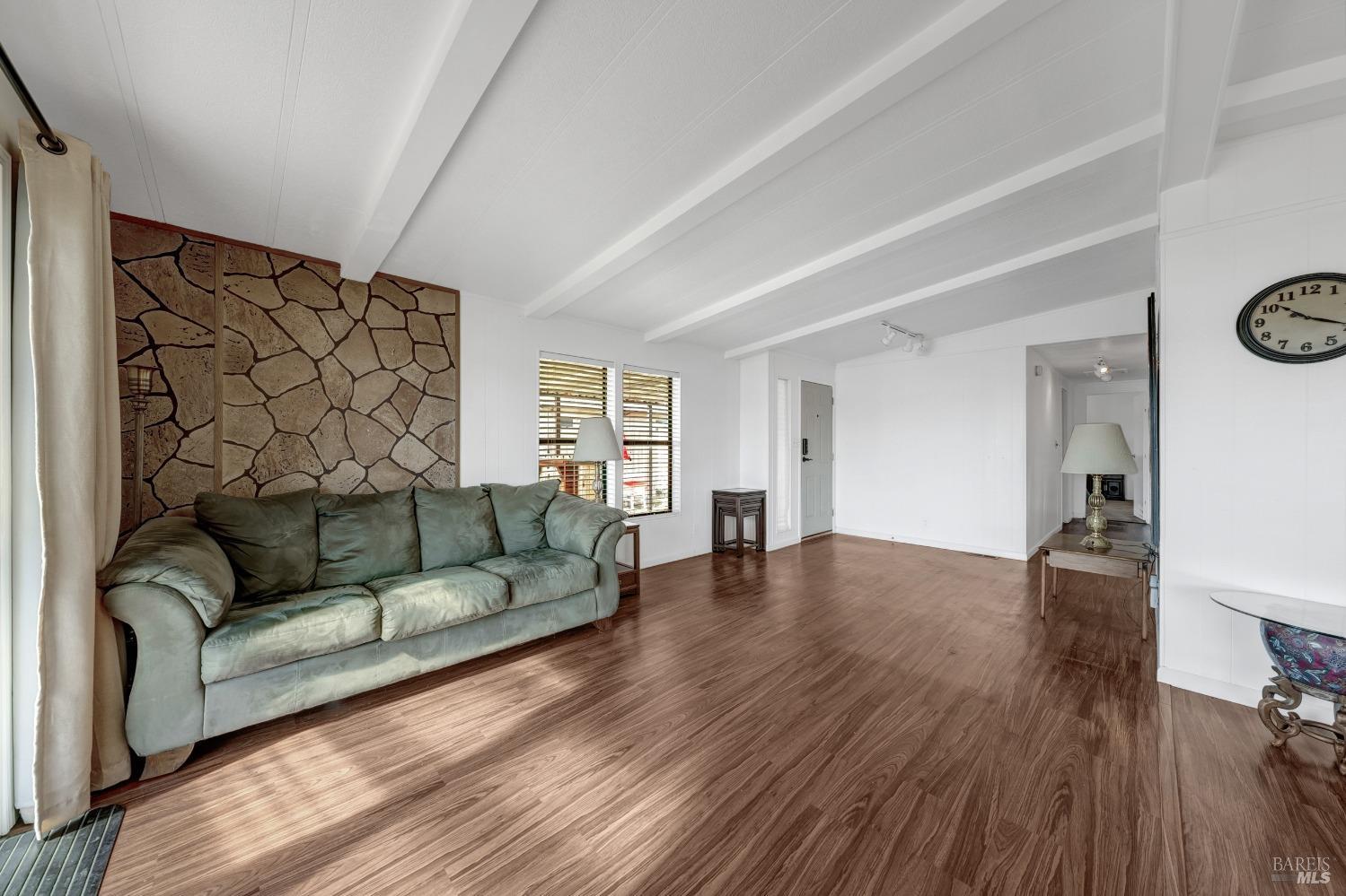 Detail Gallery Image 17 of 46 For 5830 Robin Hill Dr 49, Lakeport,  CA 95453 - 2 Beds | 2 Baths