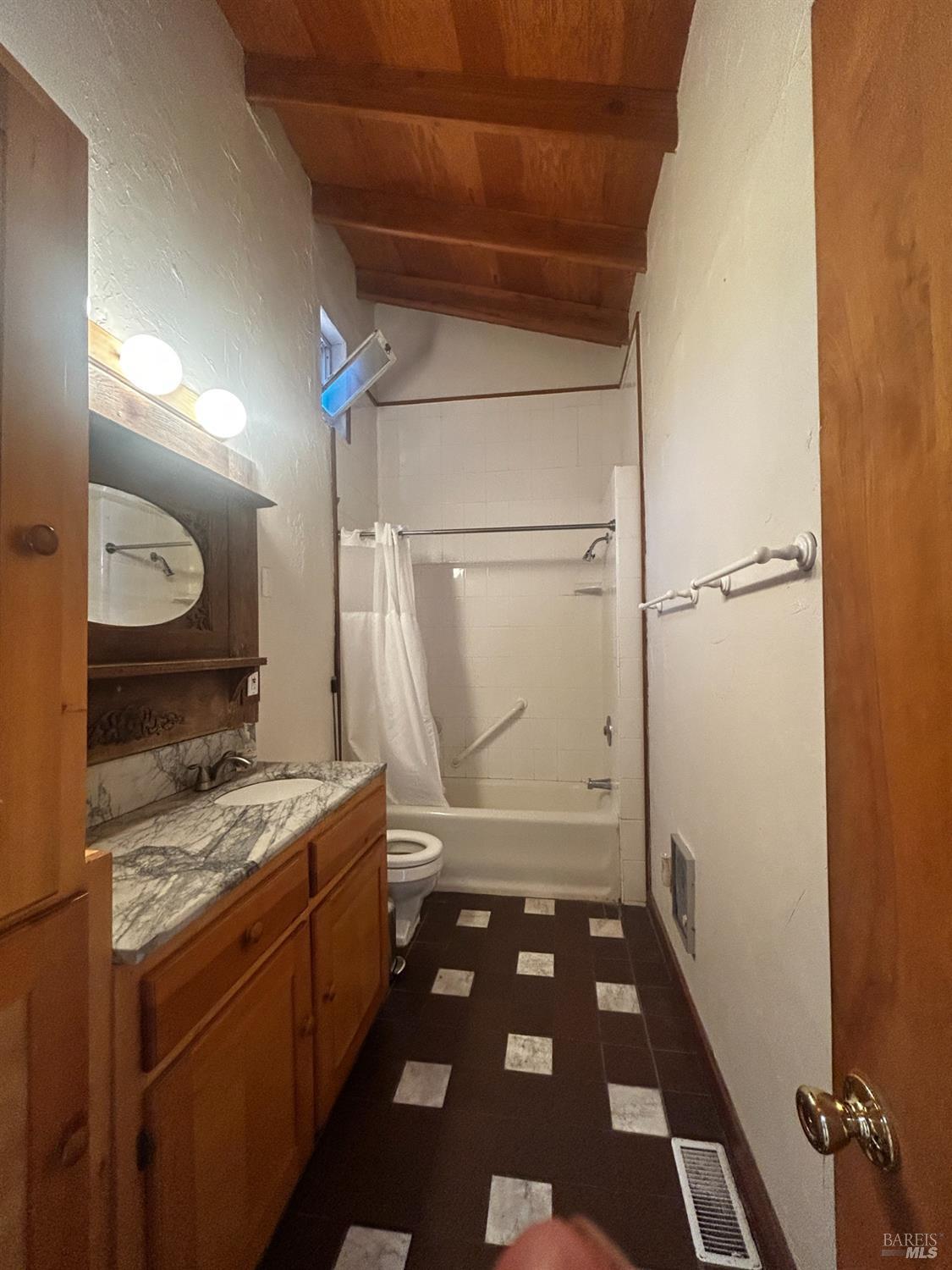Detail Gallery Image 21 of 25 For 330 Aberdeen Way, Inverness,  CA 94937 - 2 Beds | 2 Baths