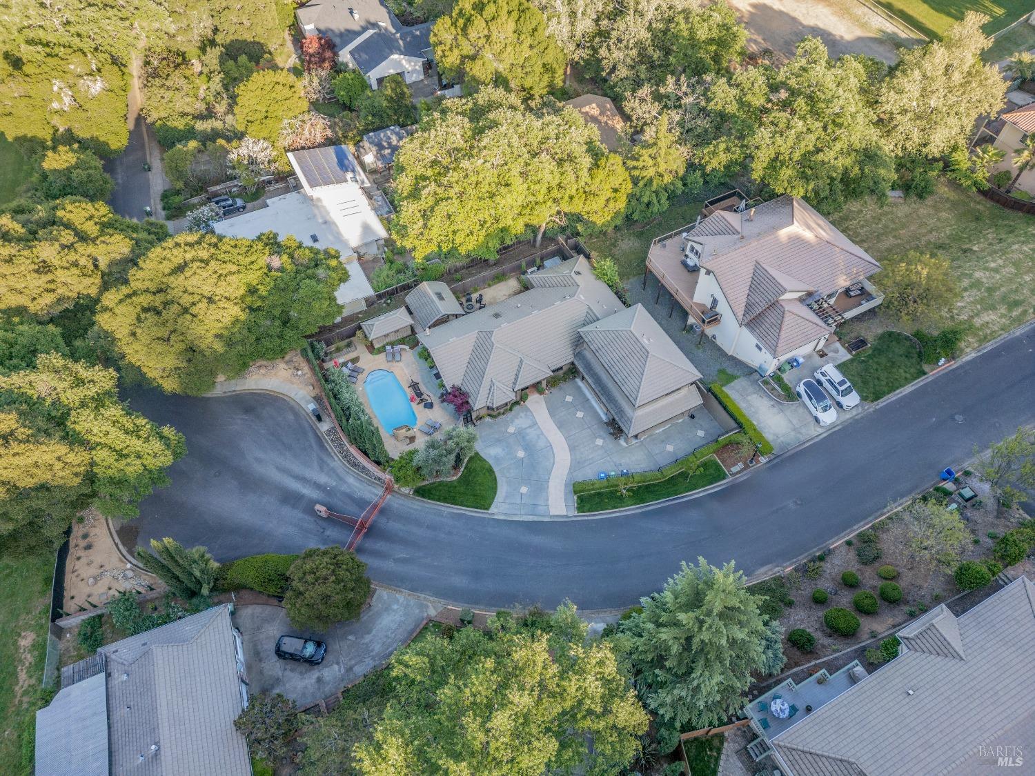 Detail Gallery Image 4 of 59 For 605 Park Blvd, Ukiah,  CA 95482 - 4 Beds | 3 Baths