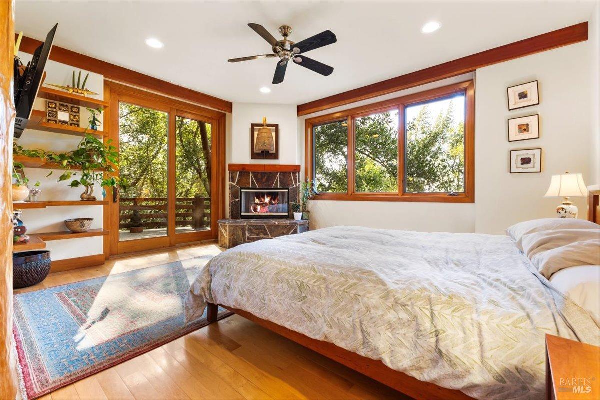 Detail Gallery Image 30 of 71 For 100 Zachary Ln, Santa Rosa,  CA 95404 - 3 Beds | 4 Baths