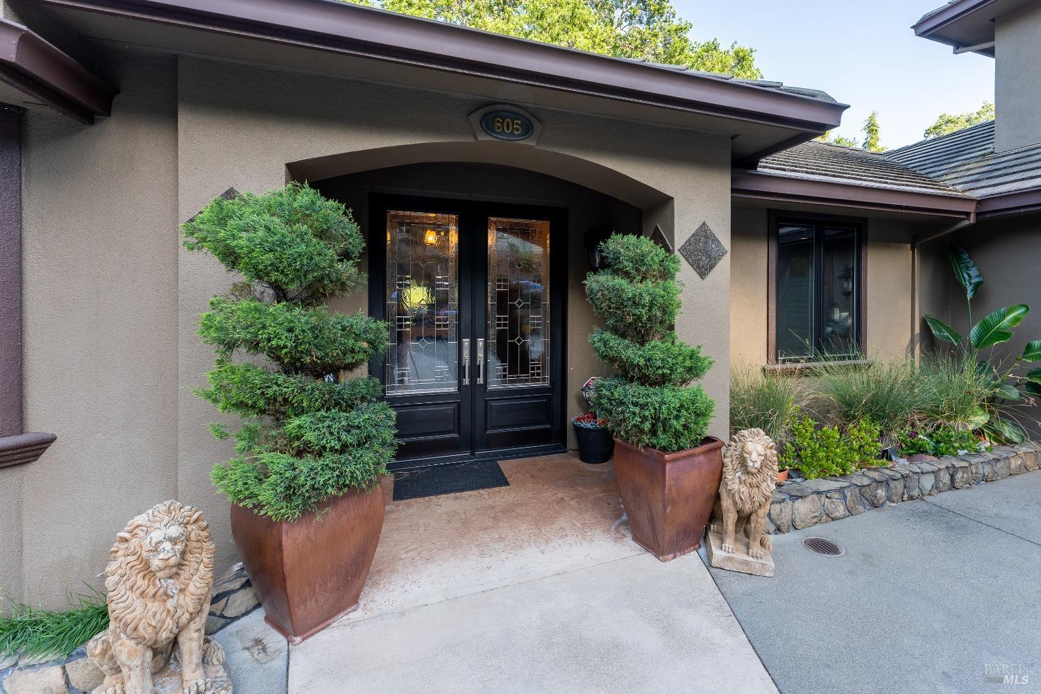 Detail Gallery Image 3 of 59 For 605 Park Blvd, Ukiah,  CA 95482 - 4 Beds | 3 Baths