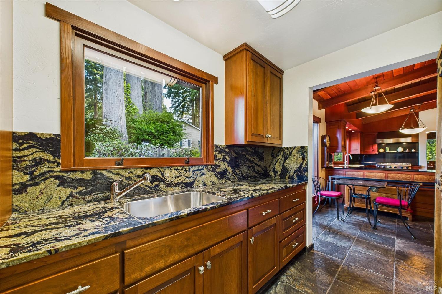 Detail Gallery Image 29 of 78 For 2300 S St, Eureka,  CA 95501 - 4 Beds | 3 Baths
