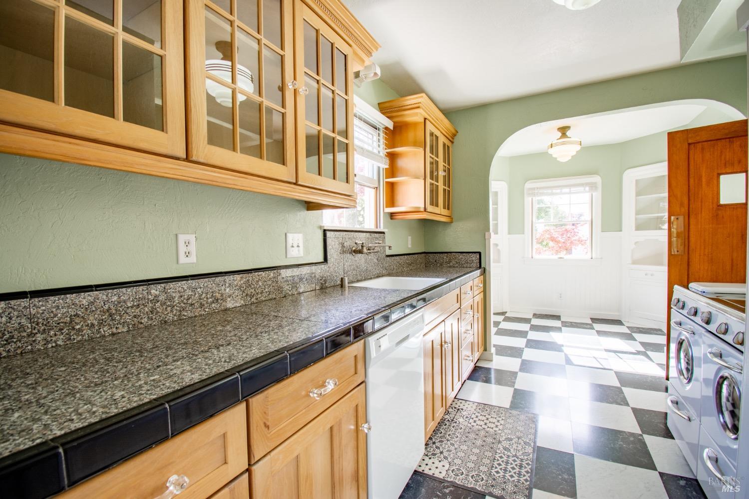 Detail Gallery Image 25 of 99 For 1124 Tuolumne St, Vallejo,  CA 94590 - 3 Beds | 2/1 Baths