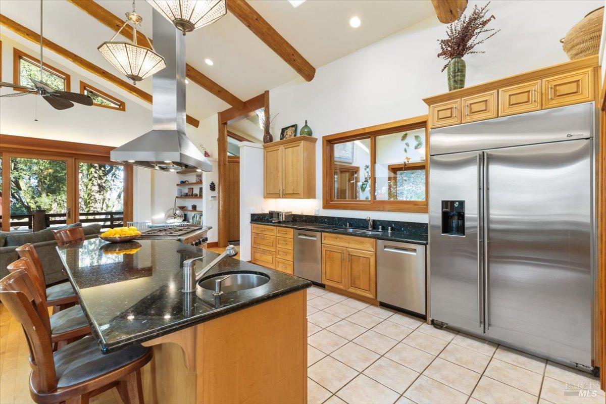 Detail Gallery Image 12 of 71 For 100 Zachary Ln, Santa Rosa,  CA 95404 - 3 Beds | 4 Baths