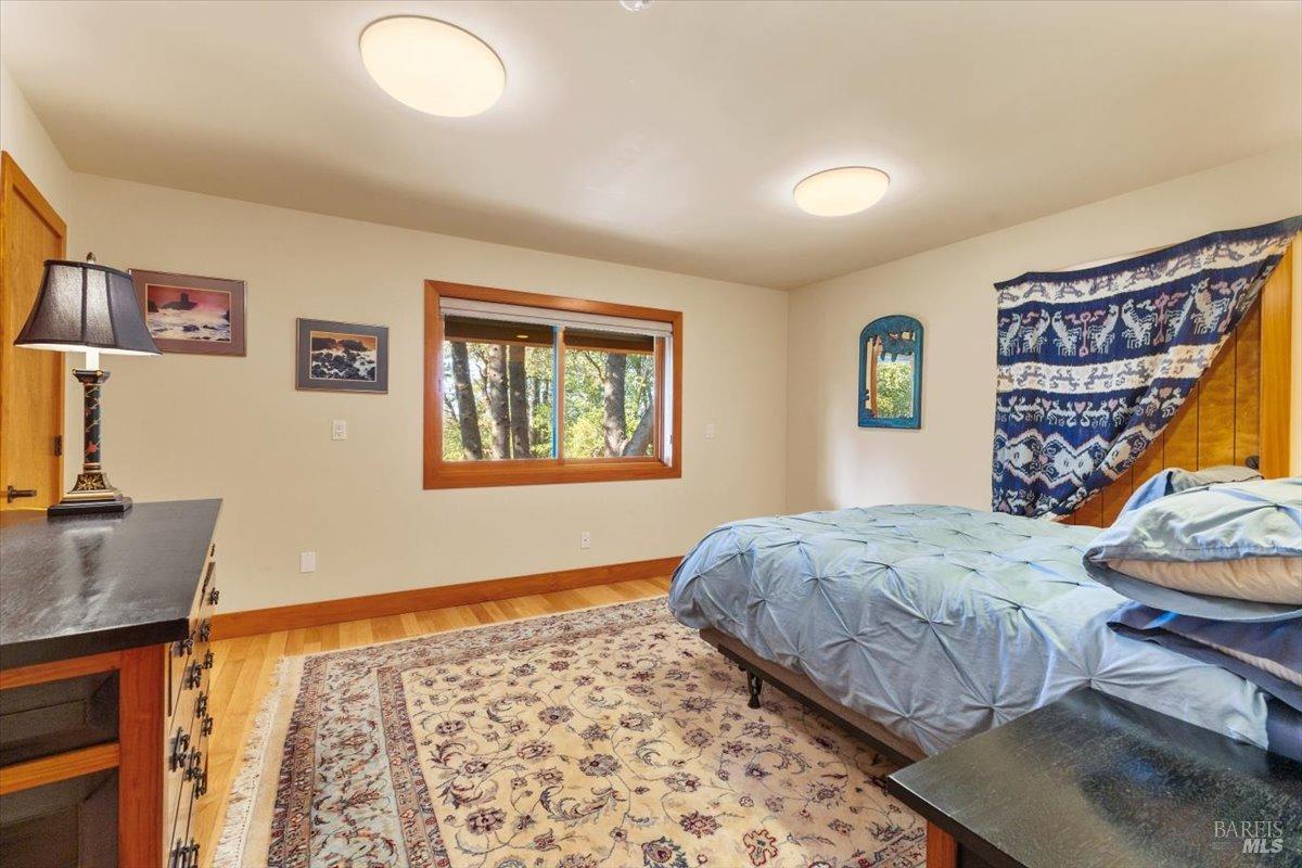 Detail Gallery Image 38 of 71 For 100 Zachary Ln, Santa Rosa,  CA 95404 - 3 Beds | 4 Baths