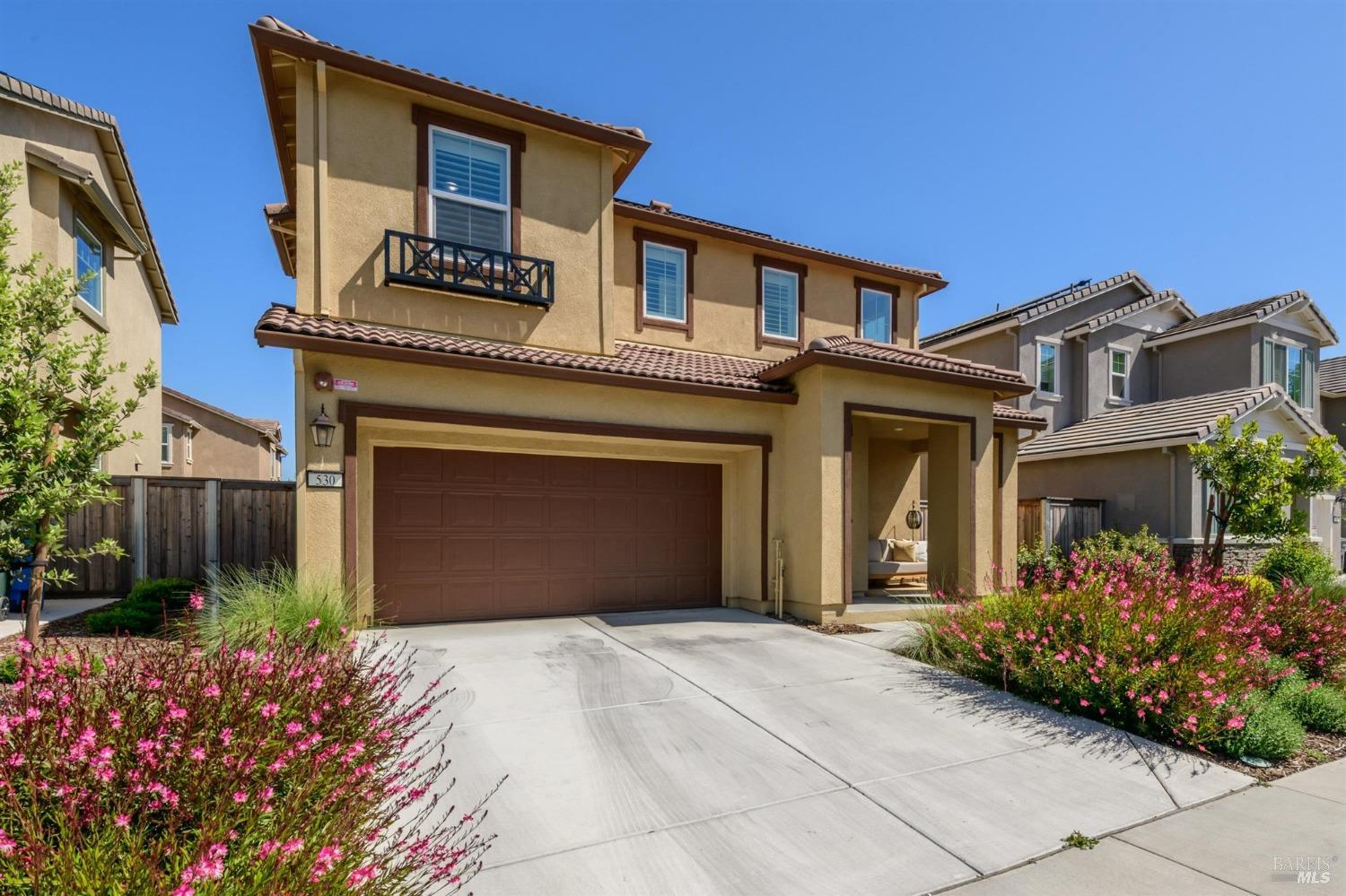 Detail Gallery Image 3 of 40 For 530 Aliki Dr, Vacaville,  CA 95688 - 3 Beds | 2/1 Baths