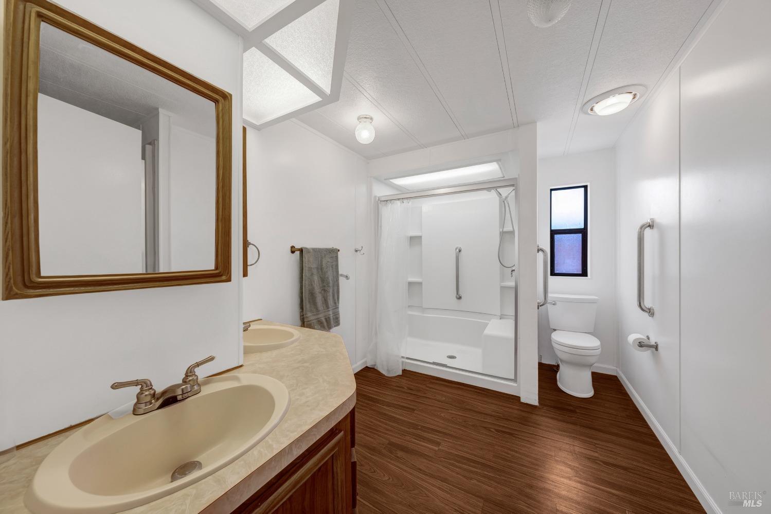 Detail Gallery Image 31 of 46 For 5830 Robin Hill Dr 49, Lakeport,  CA 95453 - 2 Beds | 2 Baths