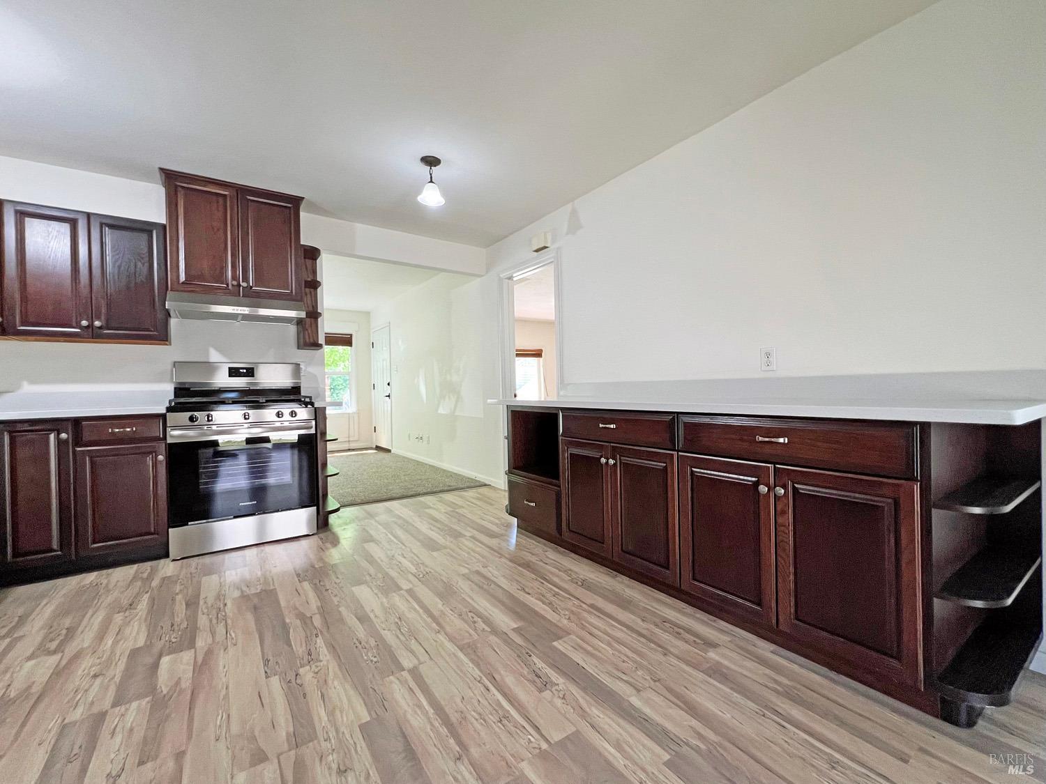 Detail Gallery Image 6 of 29 For 125 Court St, Ukiah,  CA 95482 - 3 Beds | 2 Baths