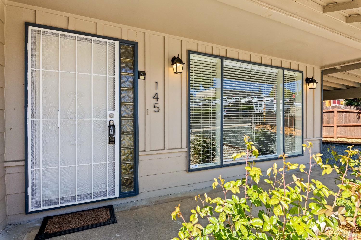 Detail Gallery Image 6 of 30 For 145 N Brush St, Lakeport,  CA 95453 - 3 Beds | 2 Baths