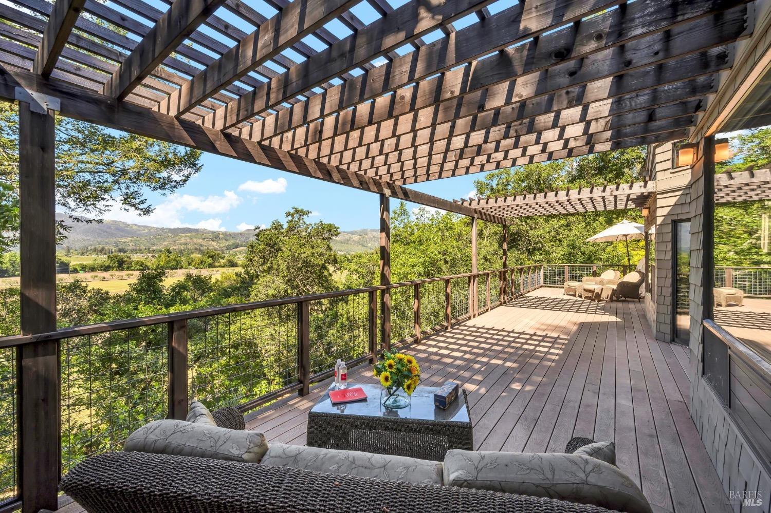 Detail Gallery Image 47 of 49 For 522 Meadowood Ln, Saint Helena,  CA 94574 - 3 Beds | 3 Baths