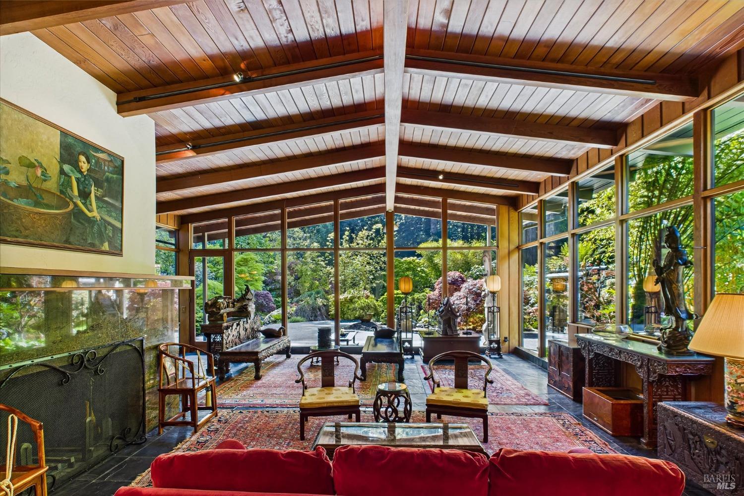 Detail Gallery Image 10 of 78 For 2300 S St, Eureka,  CA 95501 - 4 Beds | 3 Baths