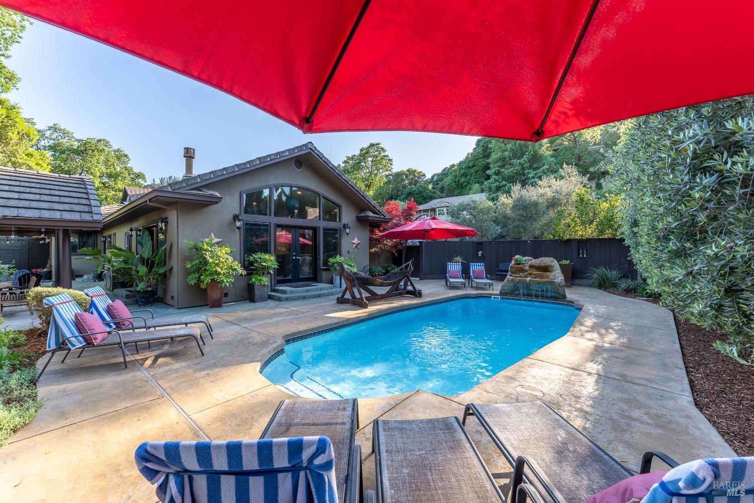Detail Gallery Image 36 of 59 For 605 Park Blvd, Ukiah,  CA 95482 - 4 Beds | 3 Baths