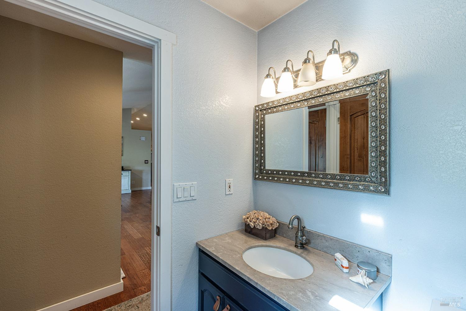 Detail Gallery Image 38 of 81 For 1040 Berry Ln, Napa,  CA 94558 - 2 Beds | 2/1 Baths