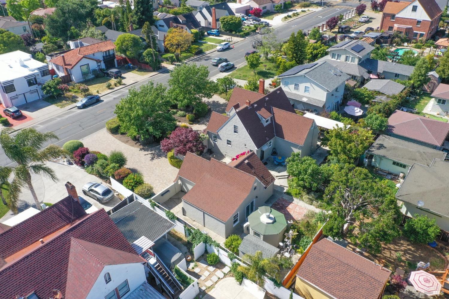 Detail Gallery Image 2 of 99 For 1124 Tuolumne St, Vallejo,  CA 94590 - 3 Beds | 2/1 Baths