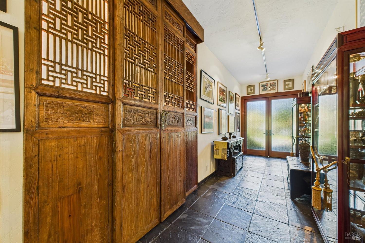 Detail Gallery Image 7 of 78 For 2300 S St, Eureka,  CA 95501 - 4 Beds | 3 Baths