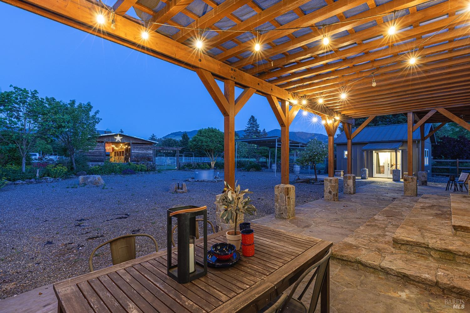 Detail Gallery Image 79 of 81 For 1040 Berry Ln, Napa,  CA 94558 - 2 Beds | 2/1 Baths