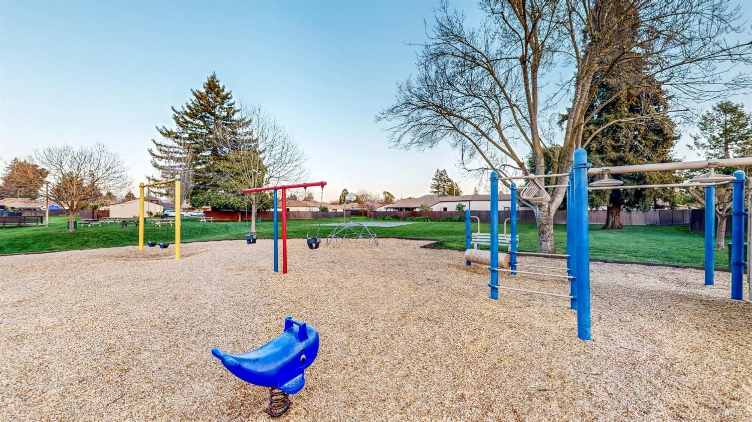 Detail Gallery Image 17 of 25 For 727 Rockwell Pl, Santa Rosa,  CA 95401 - 2 Beds | 1/1 Baths