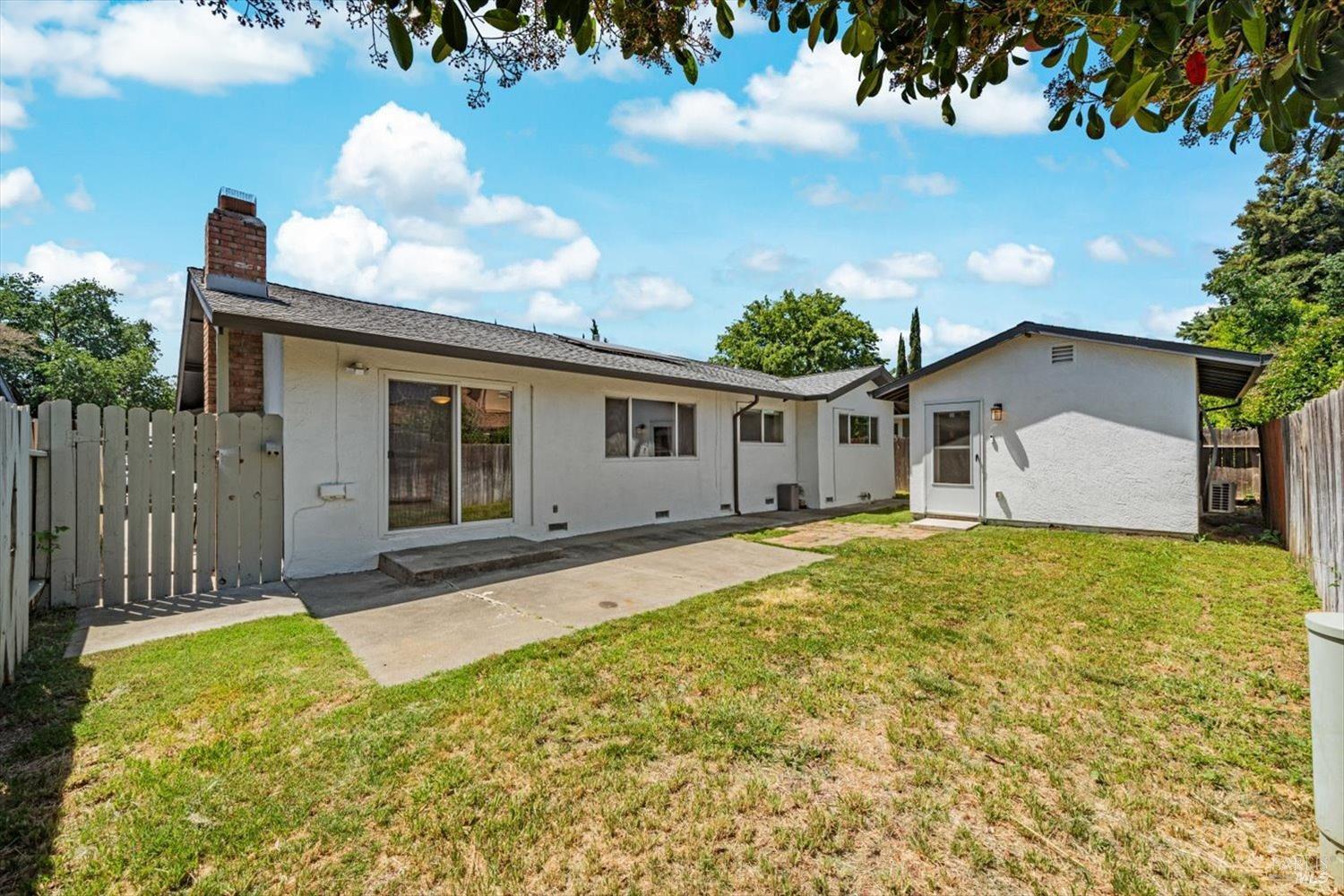 Detail Gallery Image 36 of 52 For 285 Cascade Dr, Vacaville,  CA 95687 - 5 Beds | 3 Baths