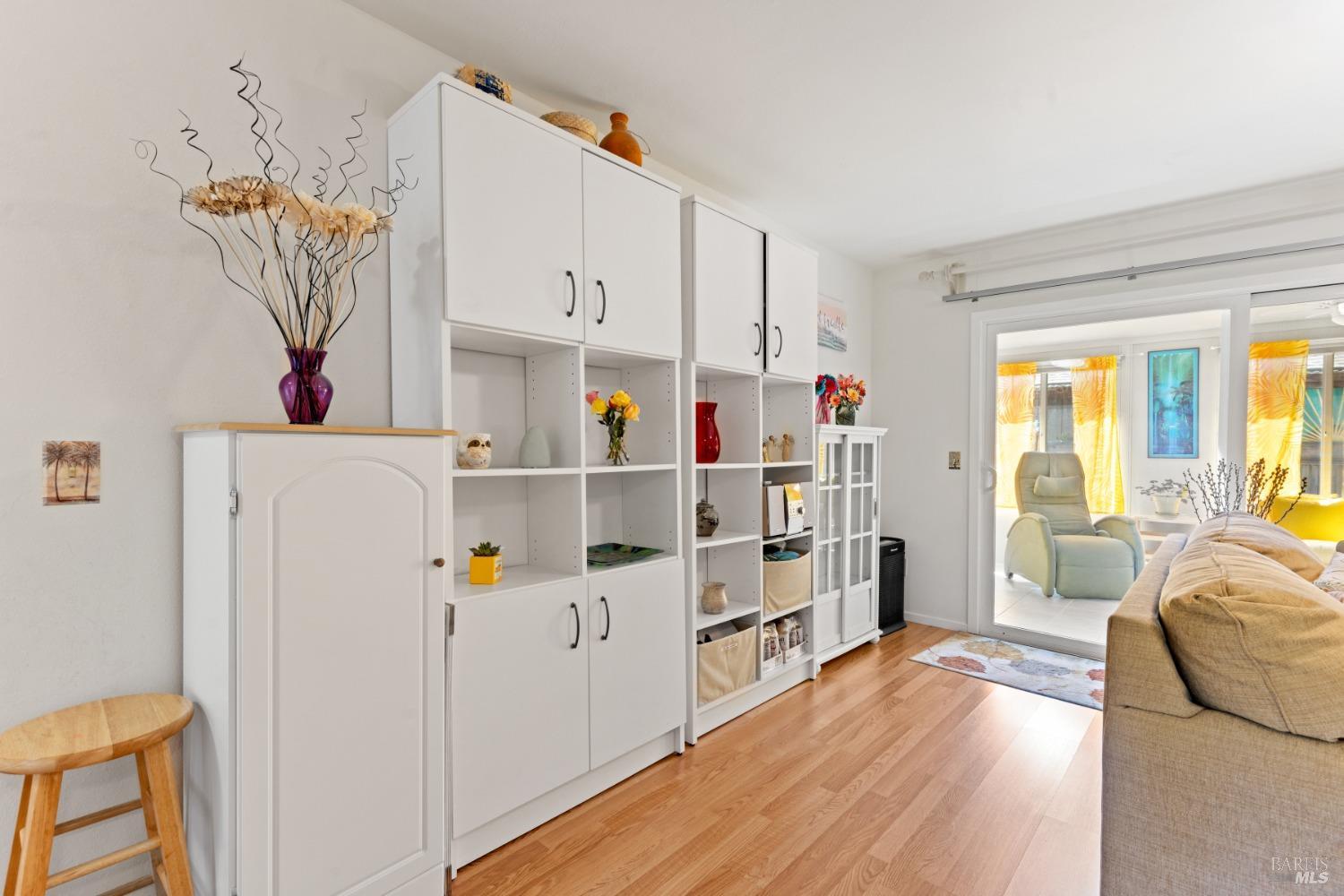 Detail Gallery Image 14 of 34 For 408 White Oak Dr, Santa Rosa,  CA 95409 - 2 Beds | 2 Baths