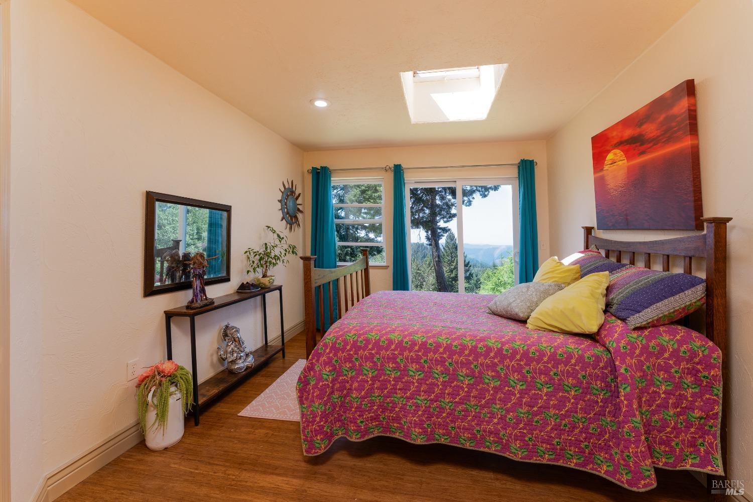 Detail Gallery Image 22 of 37 For 32211 Condor Rd, Willits,  CA 95490 - 4 Beds | 2/1 Baths