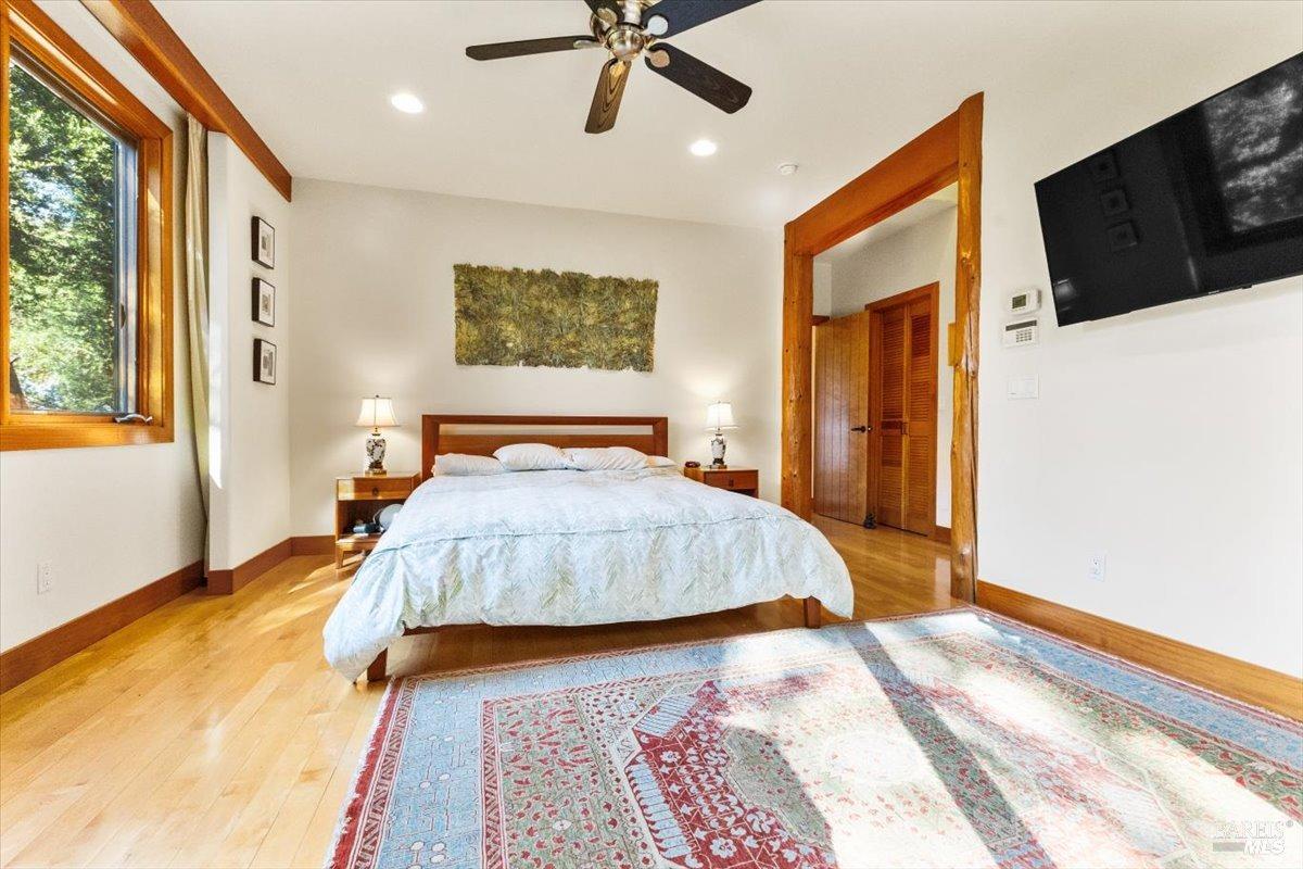 Detail Gallery Image 18 of 71 For 100 Zachary Ln, Santa Rosa,  CA 95404 - 3 Beds | 4 Baths