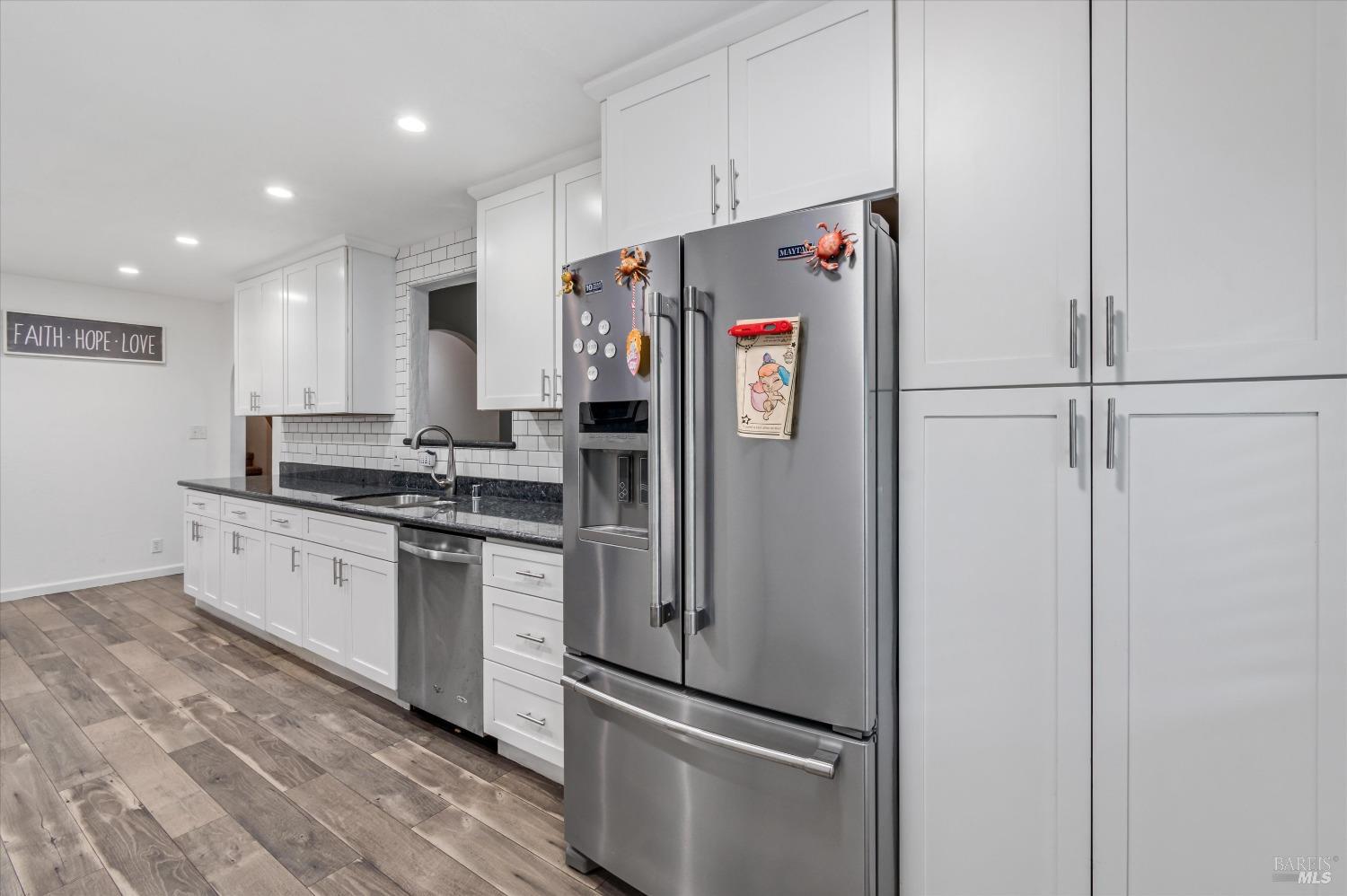 Detail Gallery Image 13 of 41 For 585 W 2nd St, Cloverdale,  CA 95425 - 4 Beds | 2 Baths