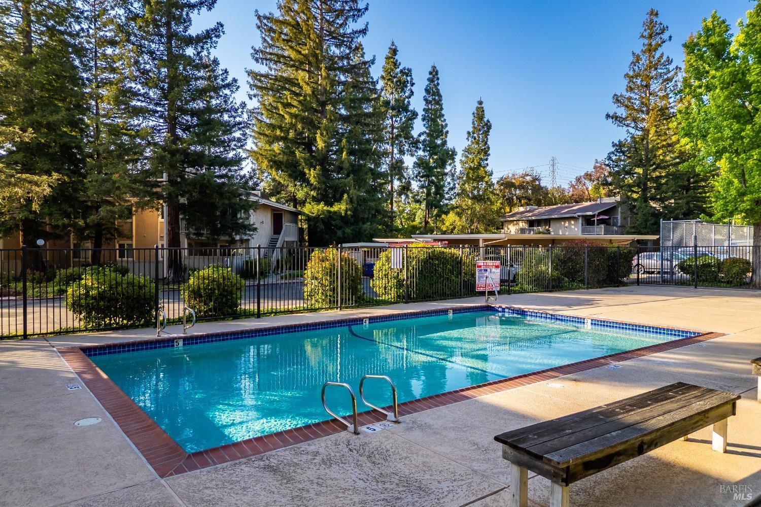 Detail Gallery Image 22 of 34 For 5455 Kirkwood Dr #B4,  Concord,  CA 94521 - 1 Beds | 1 Baths