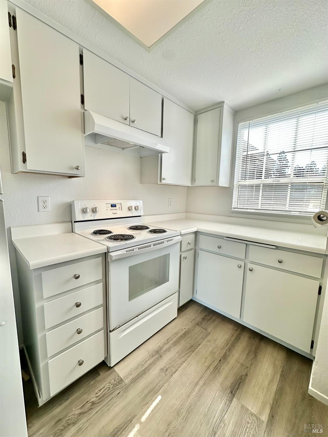 Detail Gallery Image 12 of 32 For 565 Lori Dr #42,  Benicia,  CA 94510 - 1 Beds | 1 Baths