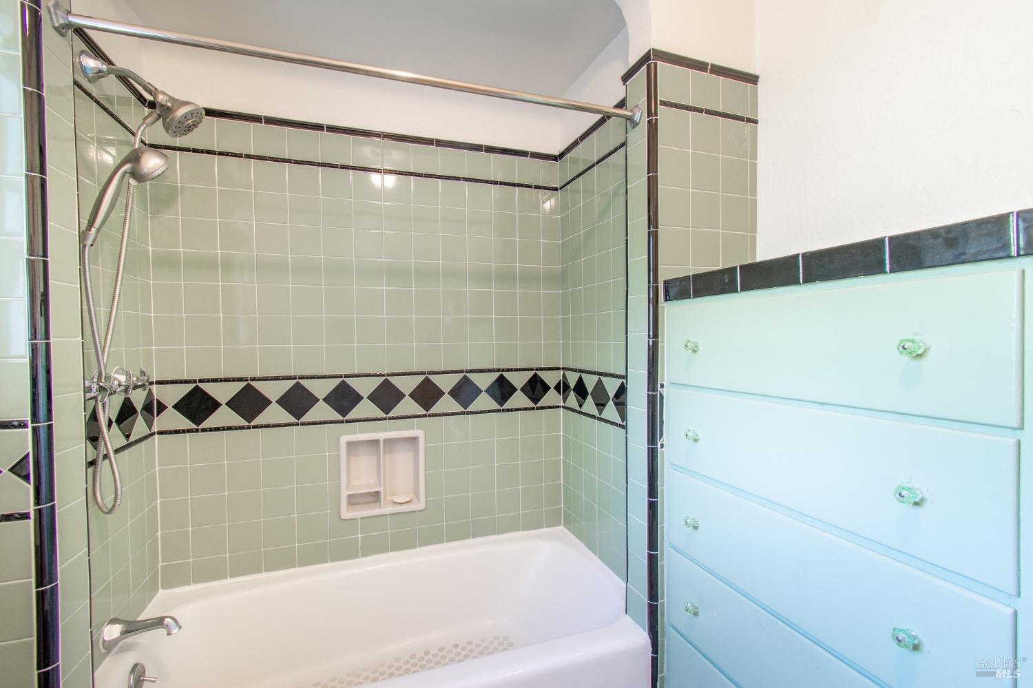 Detail Gallery Image 36 of 99 For 1124 Tuolumne St, Vallejo,  CA 94590 - 3 Beds | 2/1 Baths
