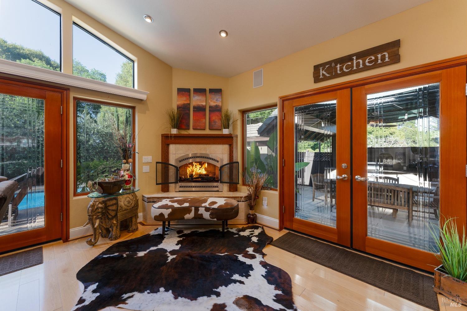 Detail Gallery Image 8 of 59 For 605 Park Blvd, Ukiah,  CA 95482 - 4 Beds | 3 Baths