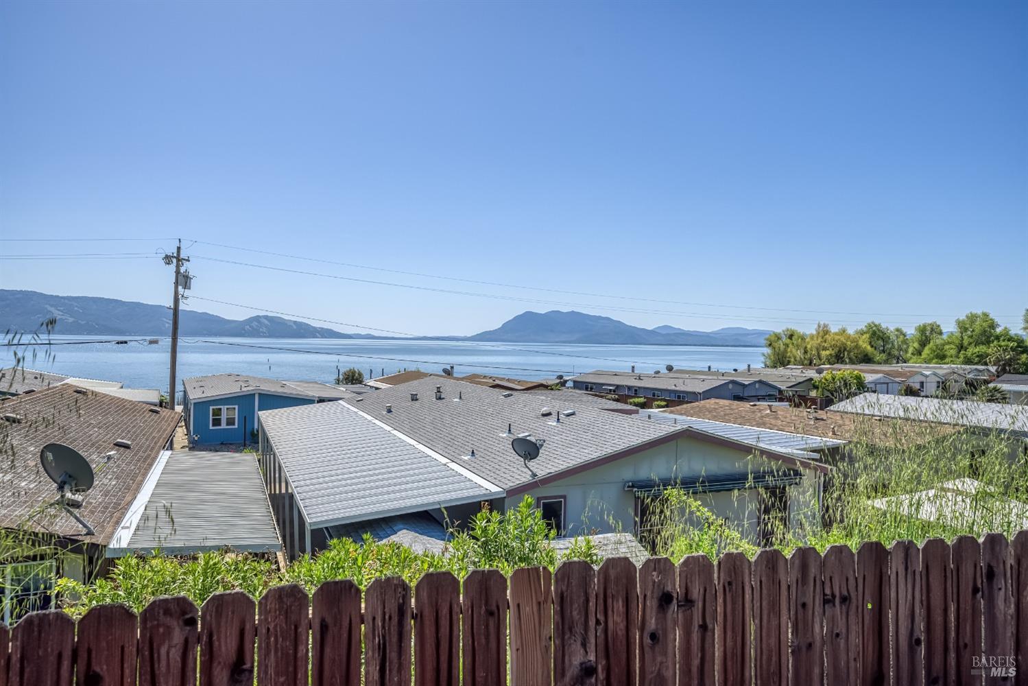Detail Gallery Image 41 of 46 For 5830 Robin Hill Dr 49, Lakeport,  CA 95453 - 2 Beds | 2 Baths