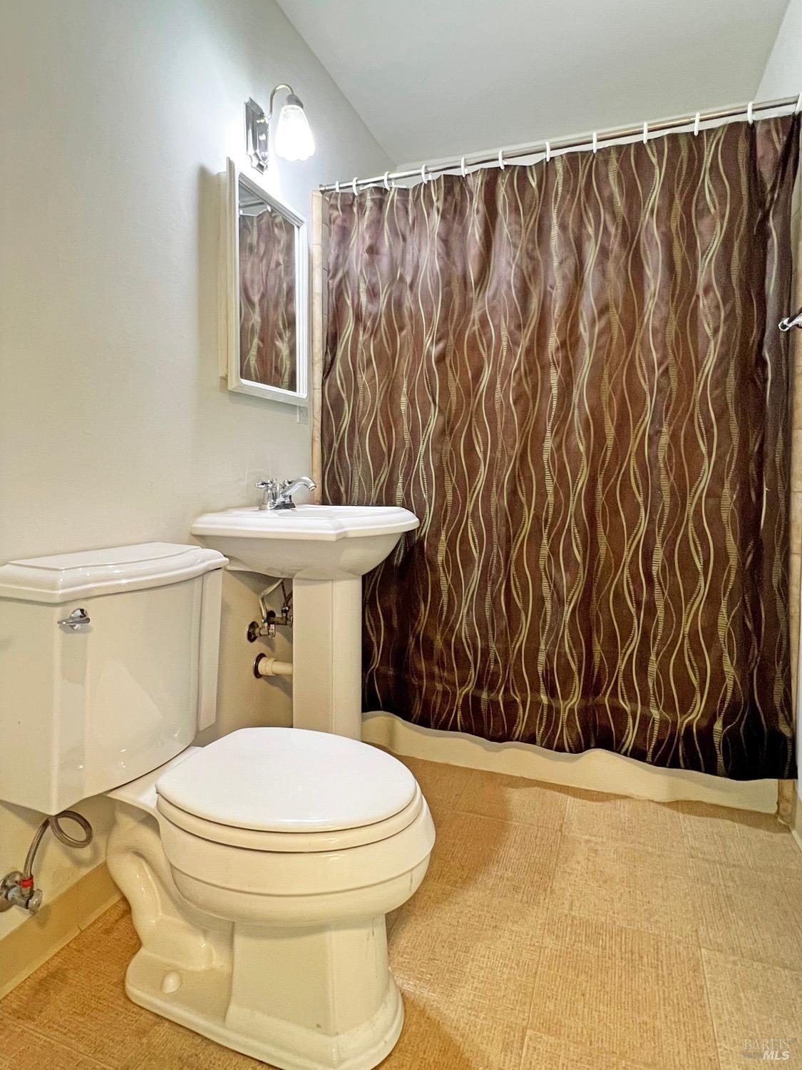 Detail Gallery Image 17 of 29 For 125 Court St, Ukiah,  CA 95482 - 3 Beds | 2 Baths