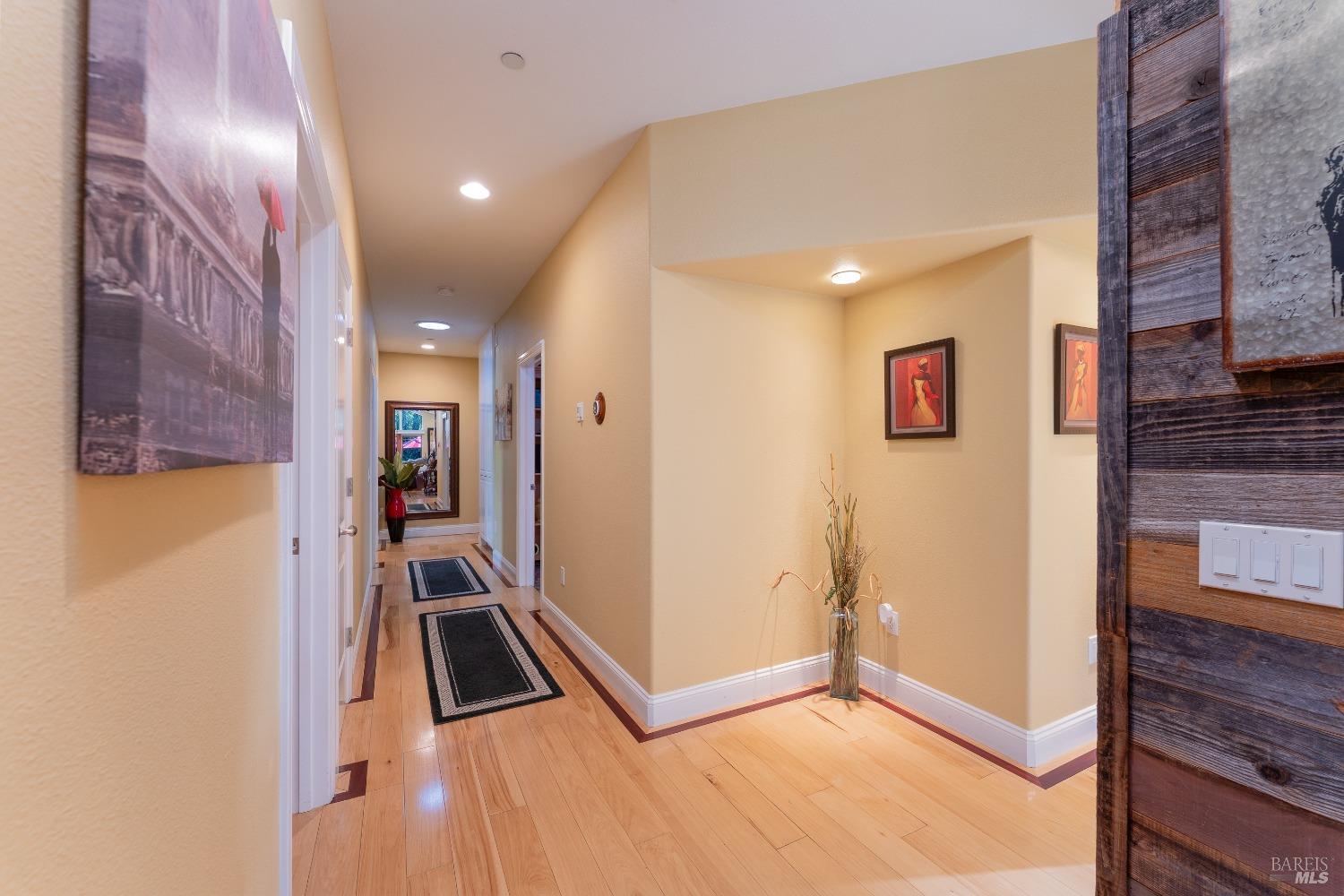Detail Gallery Image 19 of 59 For 605 Park Blvd, Ukiah,  CA 95482 - 4 Beds | 3 Baths