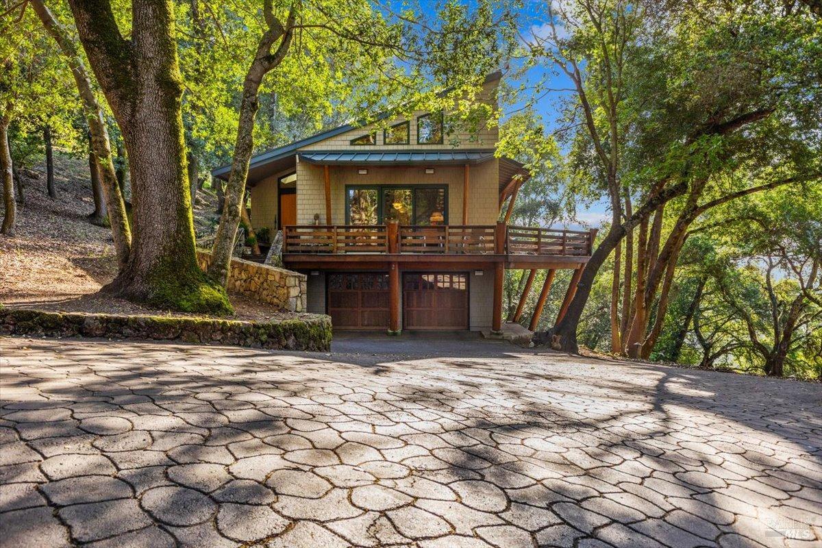 Detail Gallery Image 1 of 71 For 100 Zachary Ln, Santa Rosa,  CA 95404 - 3 Beds | 4 Baths