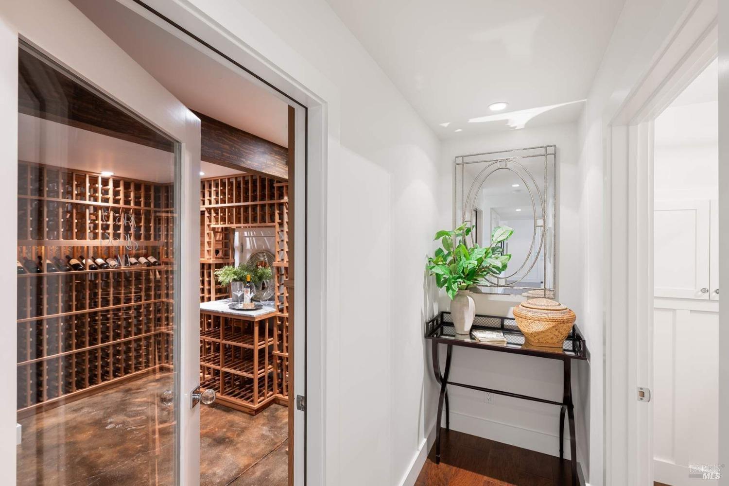Detail Gallery Image 20 of 41 For 695 Michael Dr, Sonoma,  CA 95476 - 3 Beds | 2/1 Baths