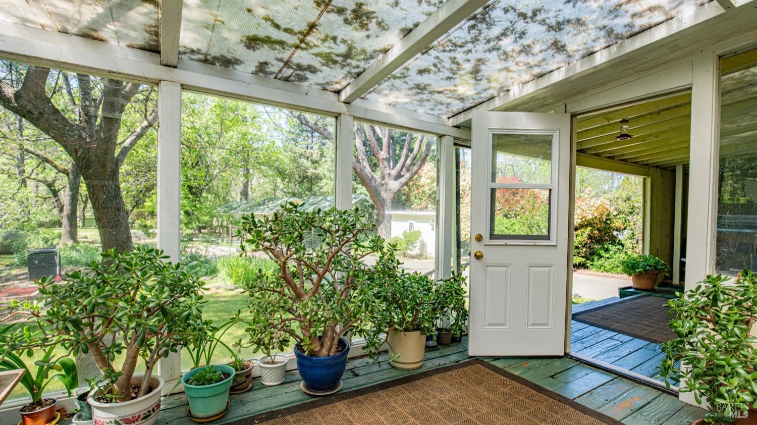 Detail Gallery Image 16 of 60 For 24019 Hilderbrand Rd, Middletown,  CA 95461 - 6 Beds | 2/3 Baths