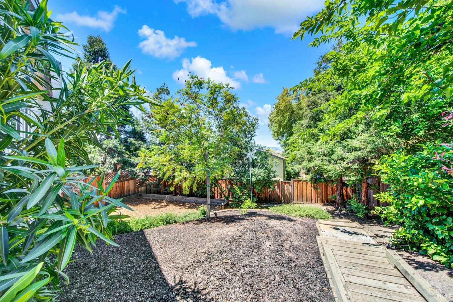 Detail Gallery Image 48 of 57 For 280 Park St, Concord,  CA 94520 - 4 Beds | 2 Baths