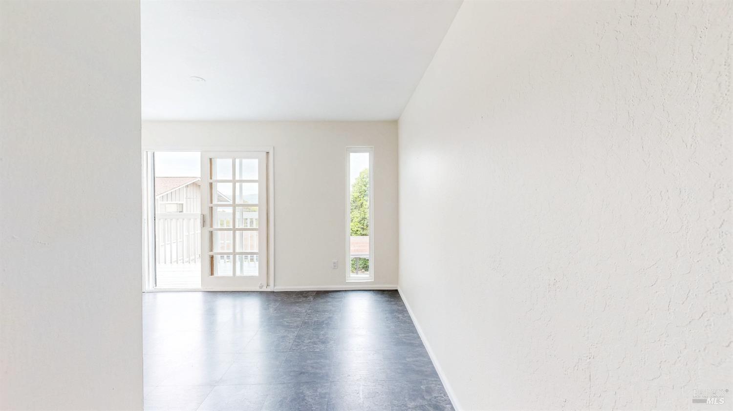 Detail Gallery Image 21 of 35 For 117 Sunset Cir #36,  Benicia,  CA 94510 - 3 Beds | 1/1 Baths