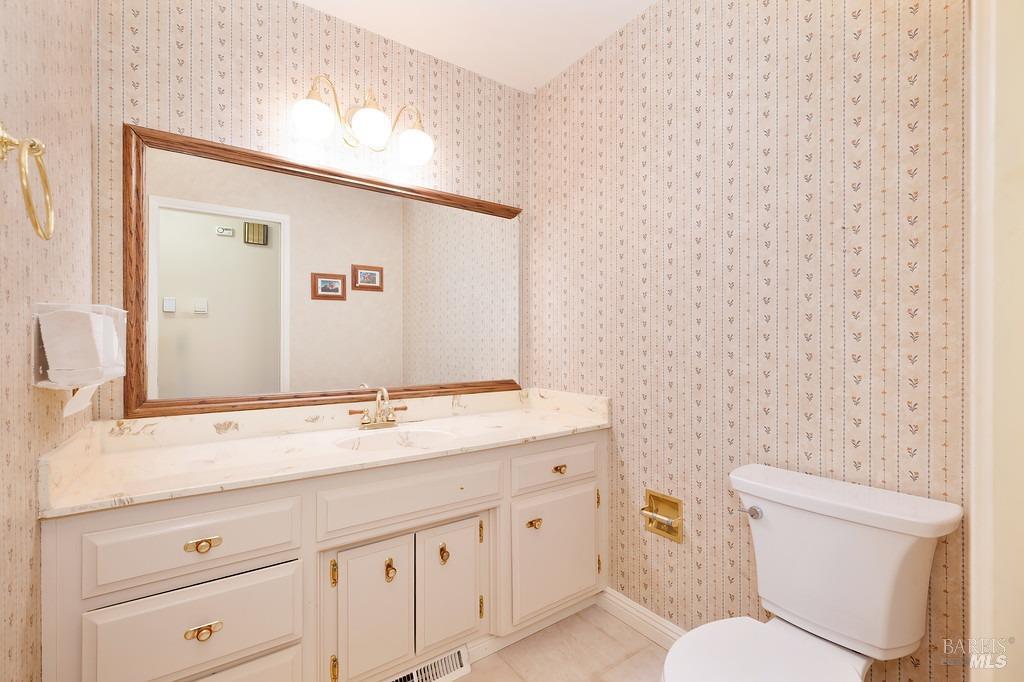 Detail Gallery Image 19 of 61 For 511 Wellington Way, Vacaville,  CA 95688 - 4 Beds | 2/1 Baths