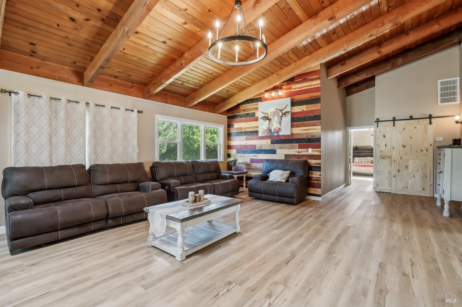 Detail Gallery Image 5 of 57 For 7500 Clement Rd, Vacaville,  CA 95688 - 3 Beds | 3 Baths