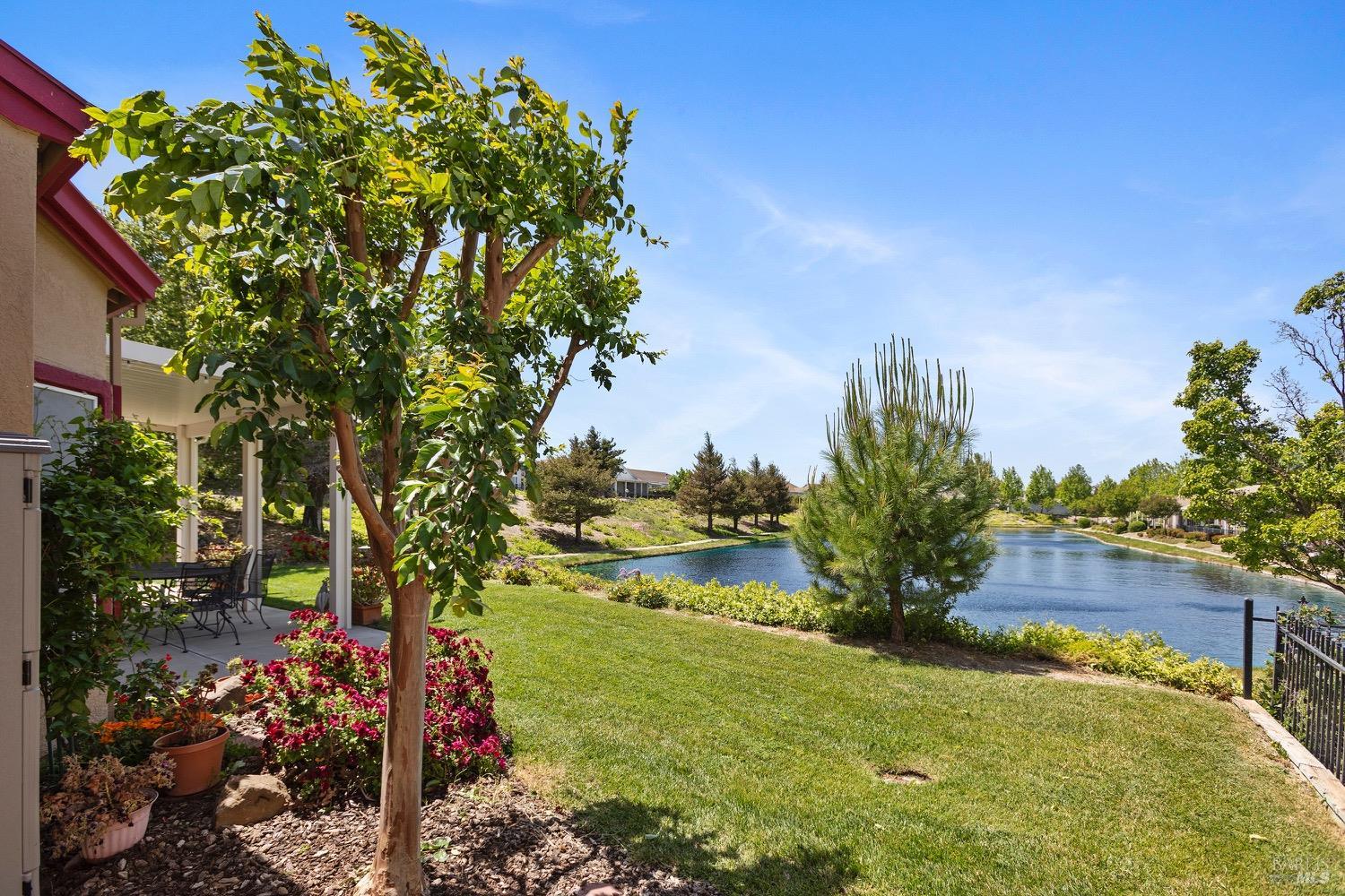 Detail Gallery Image 13 of 40 For 573 Laurel Pl, Rio Vista,  CA 94571 - 2 Beds | 2/1 Baths