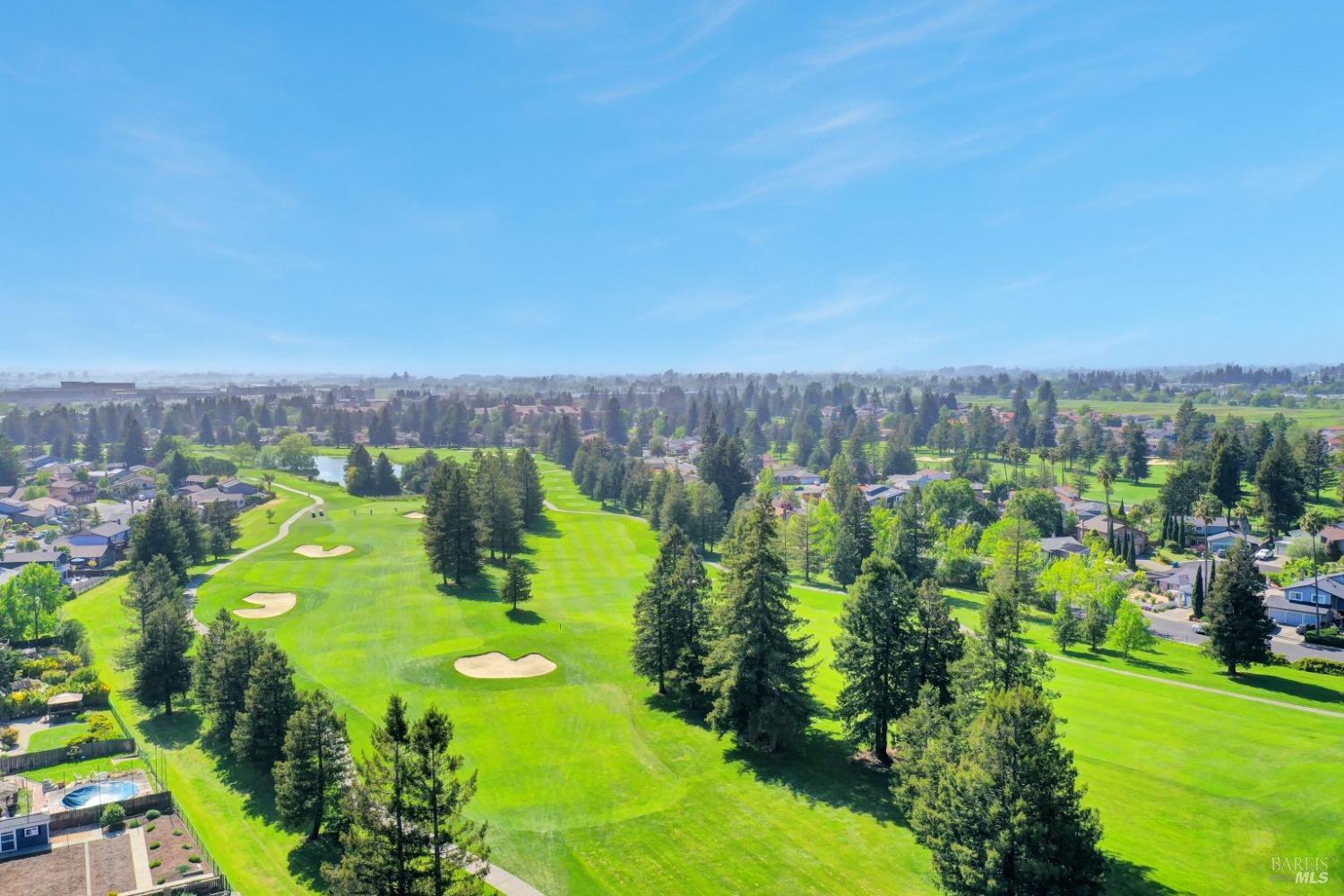 Detail Gallery Image 32 of 33 For 35 Freedom Pl, Rohnert Park,  CA 94928 - 3 Beds | 2 Baths