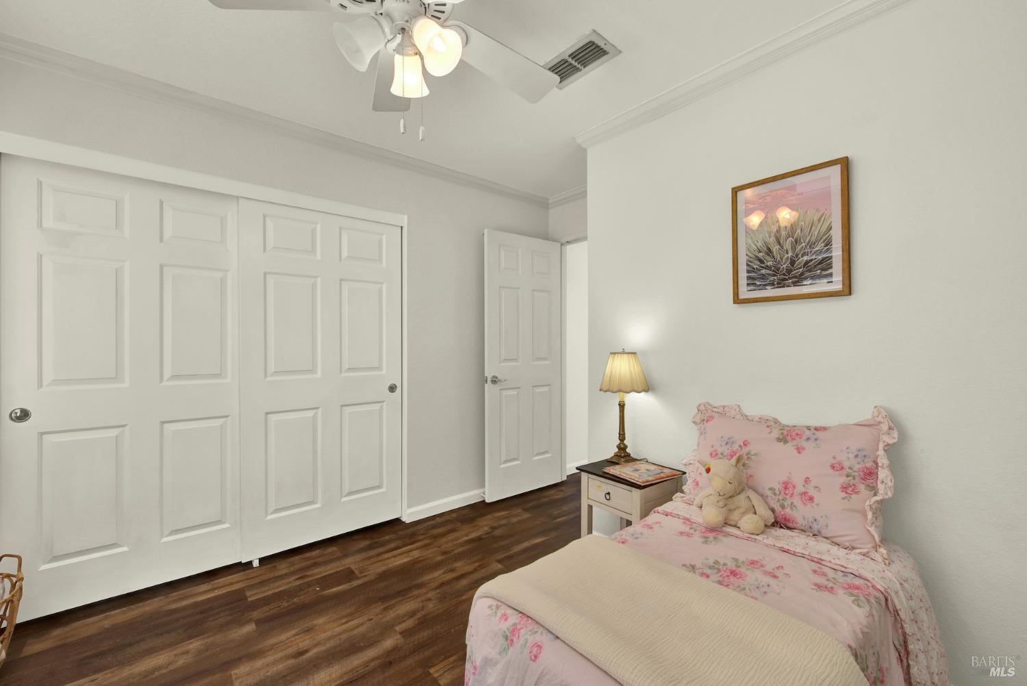 Detail Gallery Image 34 of 46 For 806 Swindon Ct, Vacaville,  CA 95688 - 5 Beds | 3 Baths