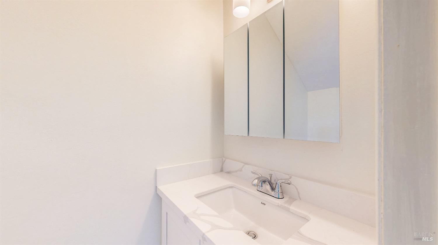 Detail Gallery Image 29 of 35 For 117 Sunset Cir #36,  Benicia,  CA 94510 - 3 Beds | 1/1 Baths