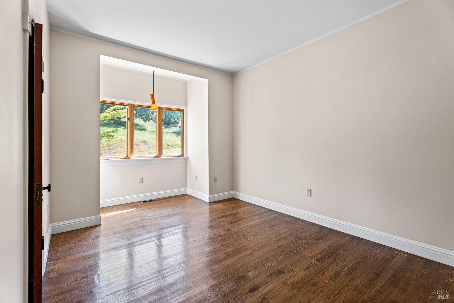 Detail Gallery Image 25 of 57 For 11755 Old River Rd, Hopland,  CA 95449 - 4 Beds | 2/1 Baths