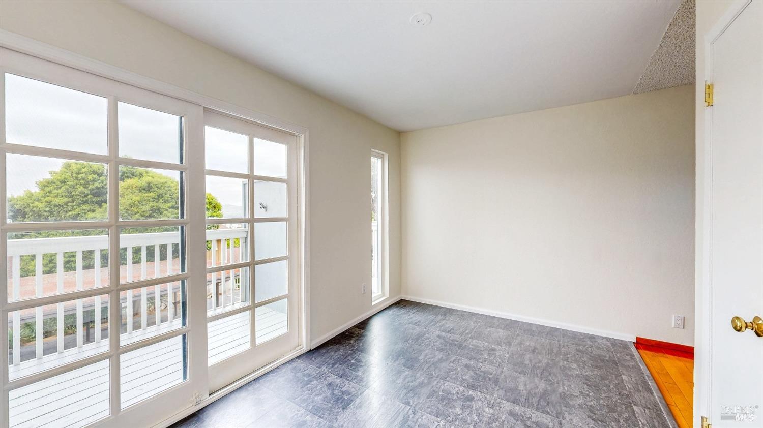Detail Gallery Image 24 of 35 For 117 Sunset Cir #36,  Benicia,  CA 94510 - 3 Beds | 1/1 Baths