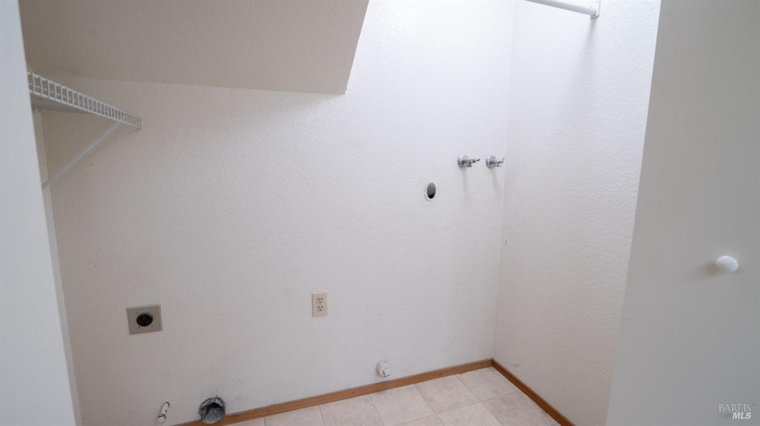 Detail Gallery Image 17 of 36 For 833 Morissette Way, Vacaville,  CA 95687 - 3 Beds | 2/1 Baths