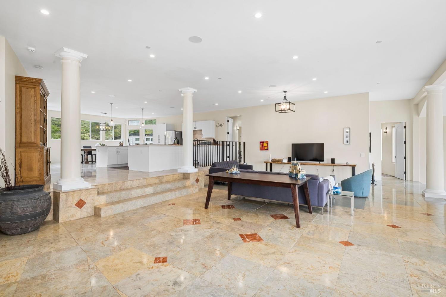 Detail Gallery Image 8 of 39 For Address Is Not Disclosed, Kentfield,  CA 94904 - 4 Beds | 4/1 Baths