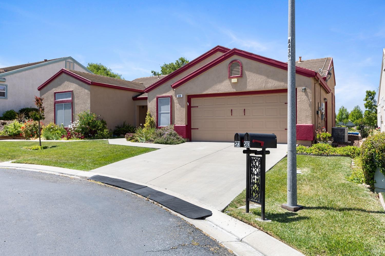 Detail Gallery Image 6 of 40 For 573 Laurel Pl, Rio Vista,  CA 94571 - 2 Beds | 2/1 Baths