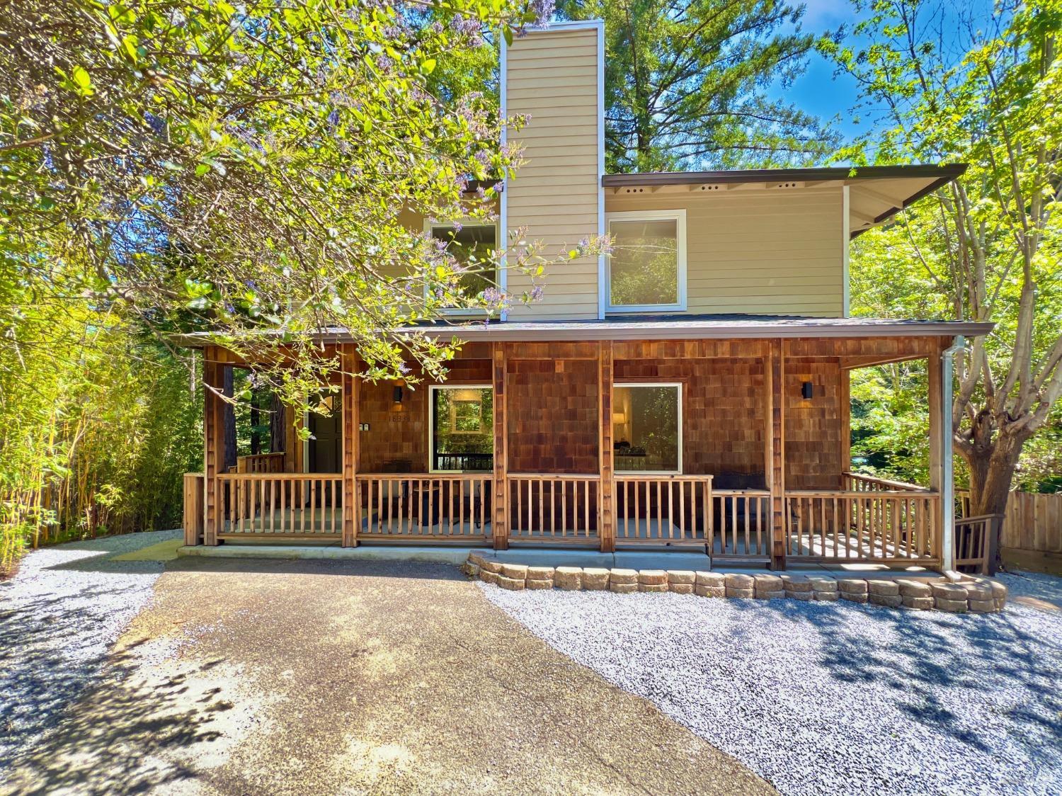 Detail Gallery Image 5 of 52 For 18333 Old Monte Rio Rd, Guerneville,  CA 95446 - 1 Beds | 2 Baths